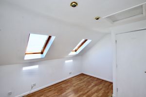 Master bedroom- click for photo gallery